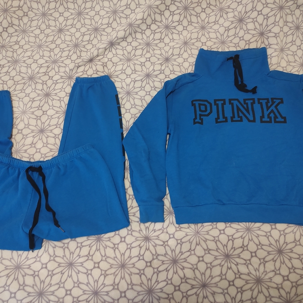 PINK outfit